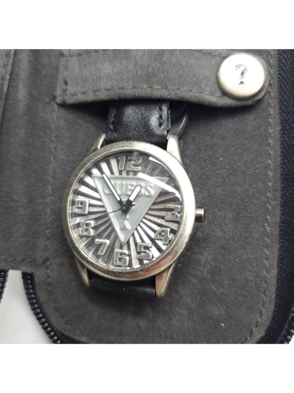 1996 Guess Black Leather Braided Strap Watch With Silver-Tone Case Storage Pouch